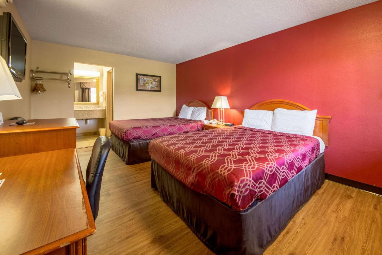 | Econo Lodge Mount Laurel