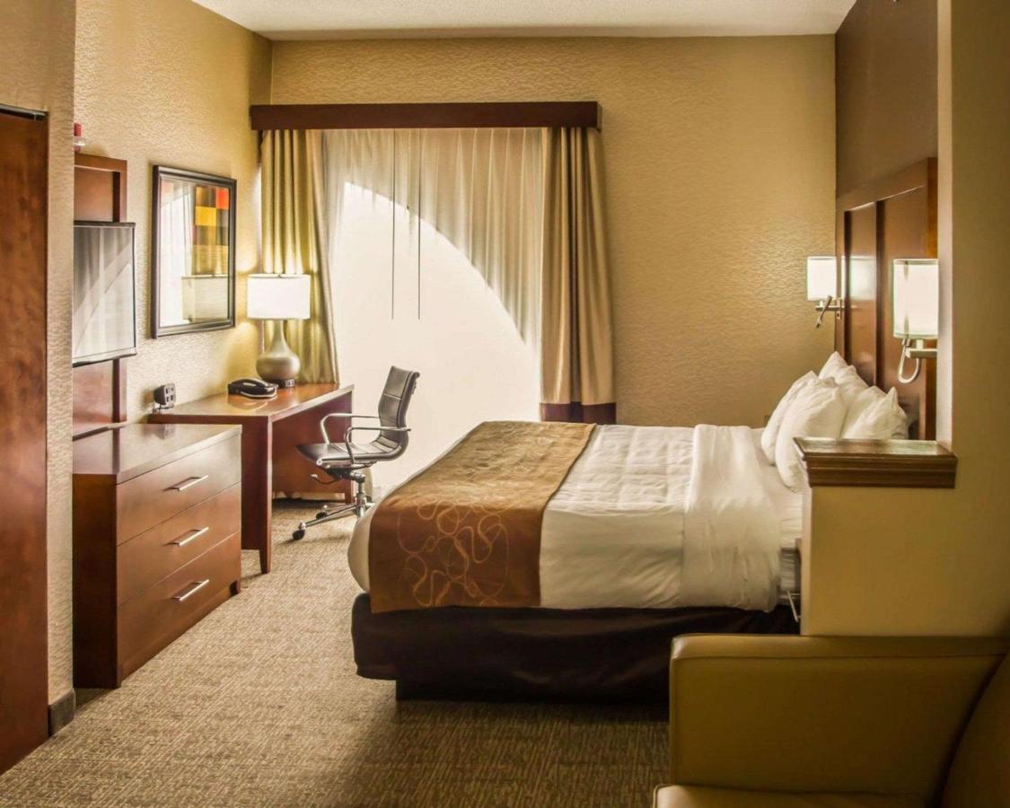 | Quality Suites NYC Gateway
