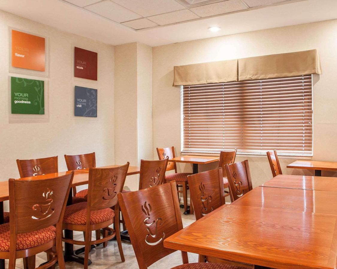 | Avon Hotel - Toms River