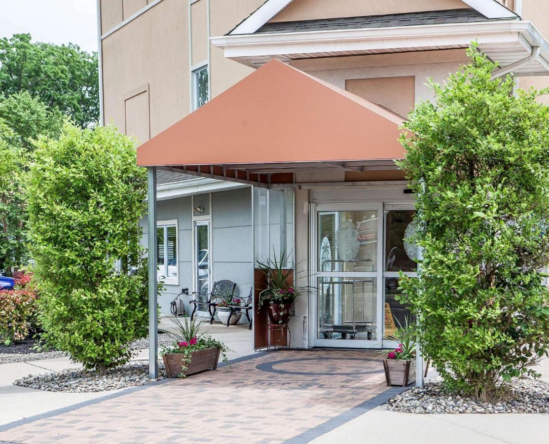 | Avon Hotel - Toms River