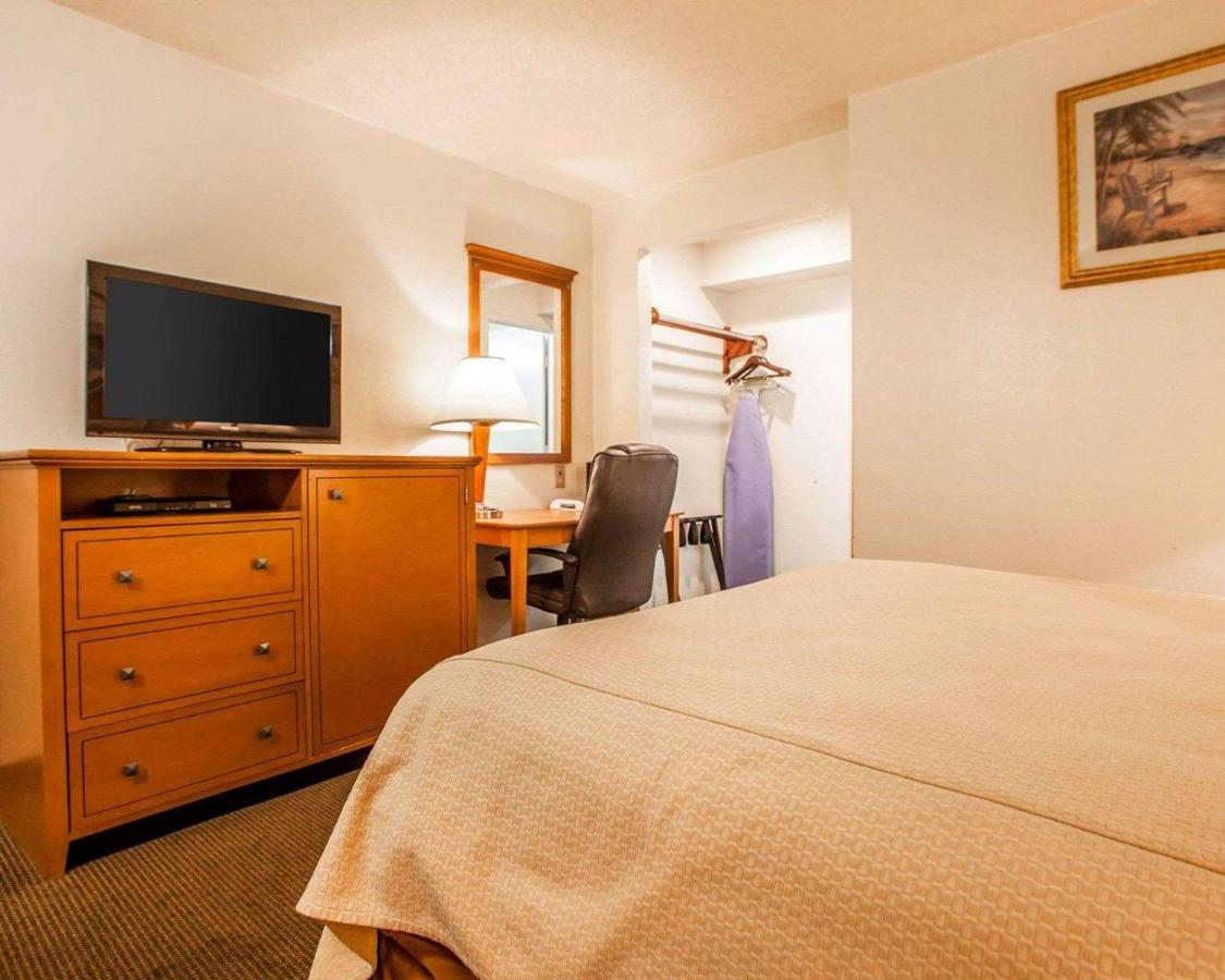 | Rodeway Inn Point Pleasant Beach