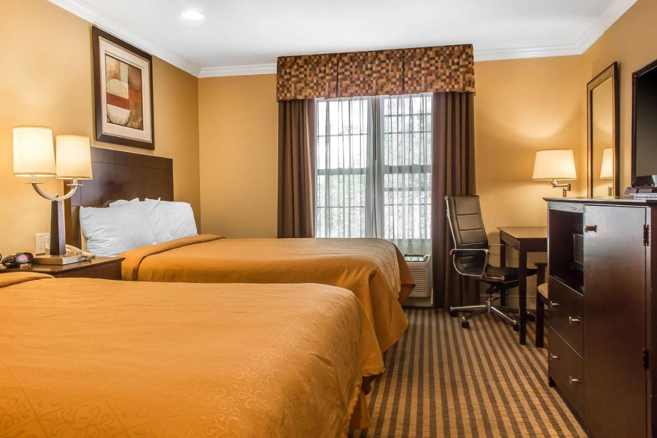 | Quality Inn near Mountain Creek