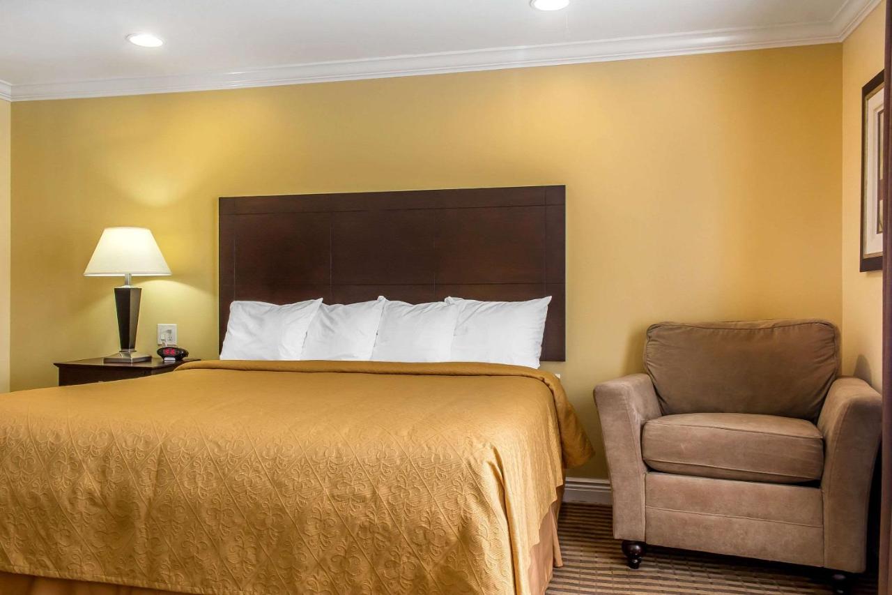 | Quality Inn near Mountain Creek