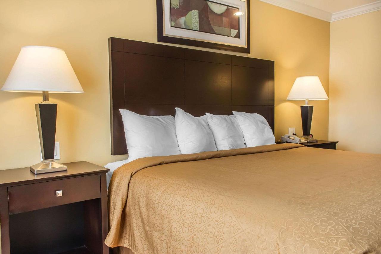 | Quality Inn near Mountain Creek