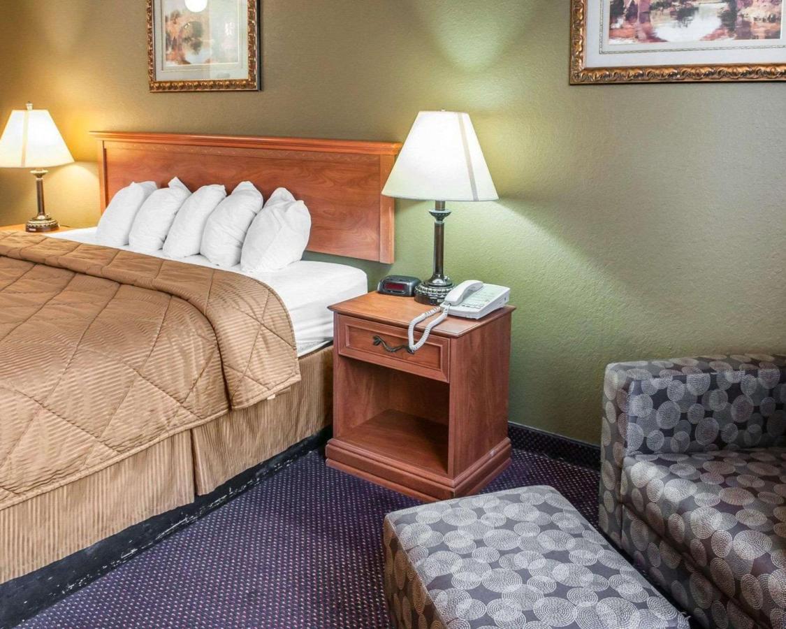  | Rodeway Inn of Espanola