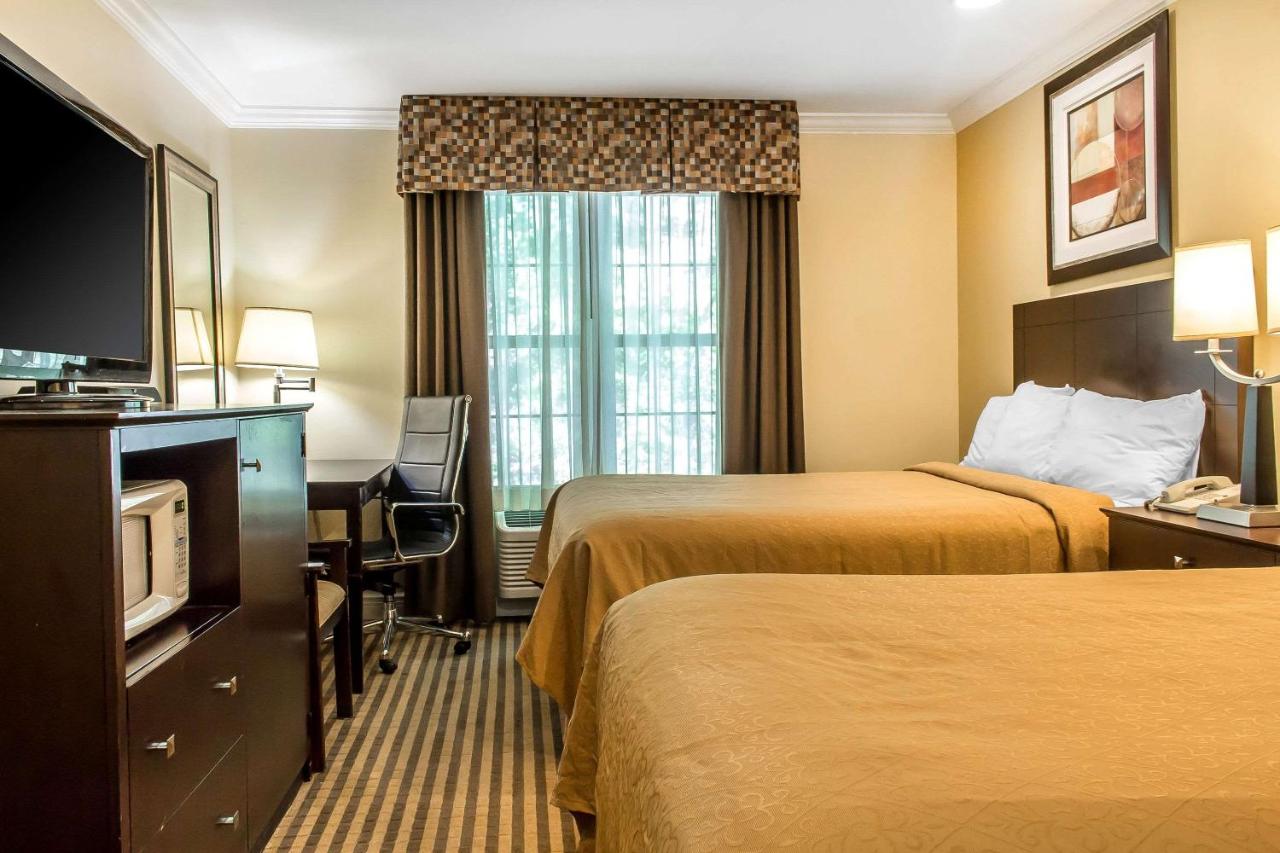 | Quality Inn near Mountain Creek