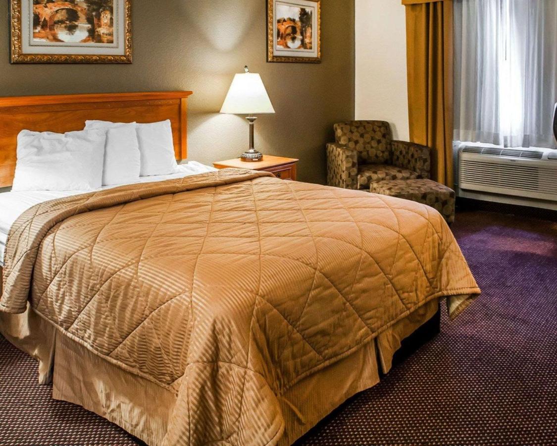  | Rodeway Inn of Espanola