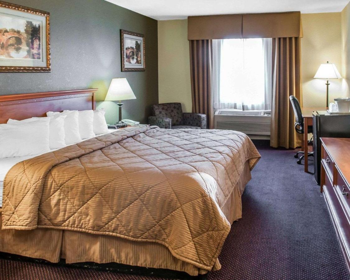  | Rodeway Inn of Espanola