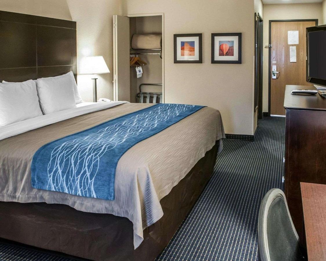 King Room - Non-Smoking at Comfort Inn Gallup I-40 Exit 20