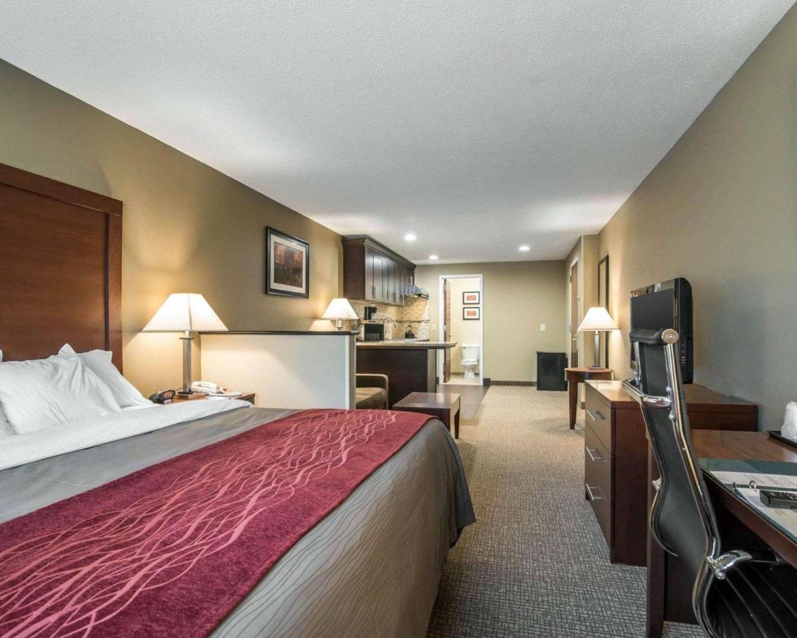 | Comfort Inn Saugerties
