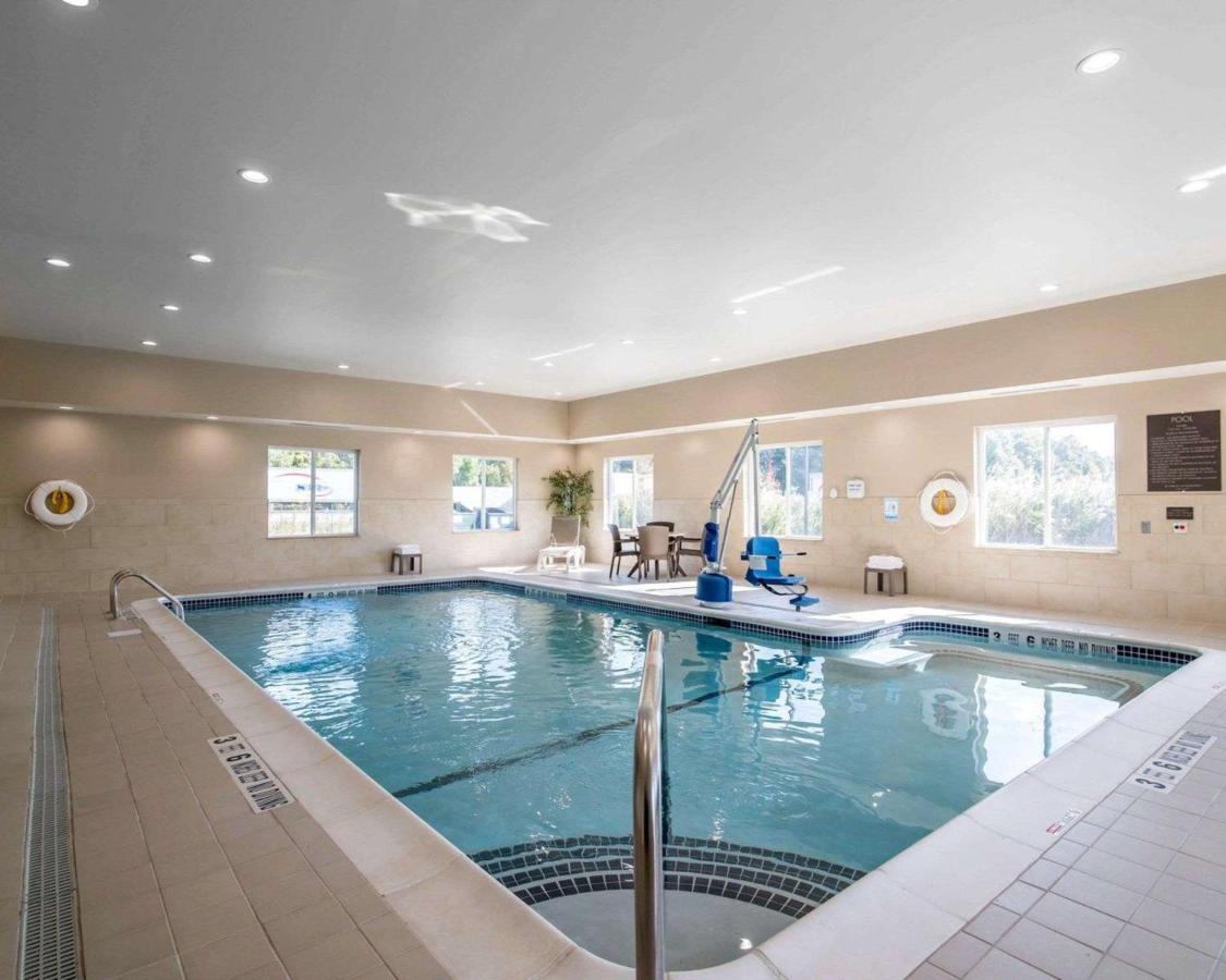 | Comfort Inn Saugerties