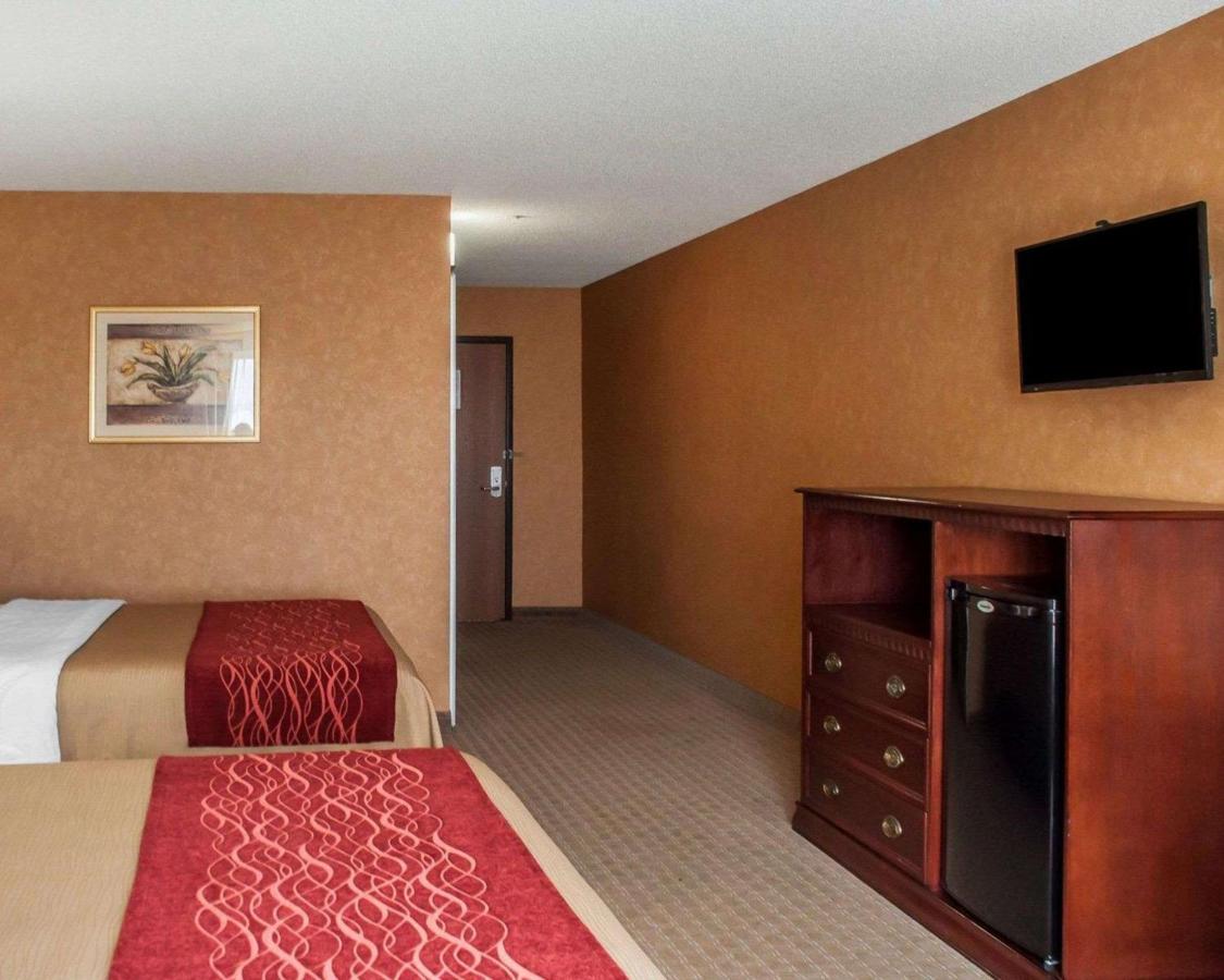 | Quality Inn Near Walden Galleria Mall
