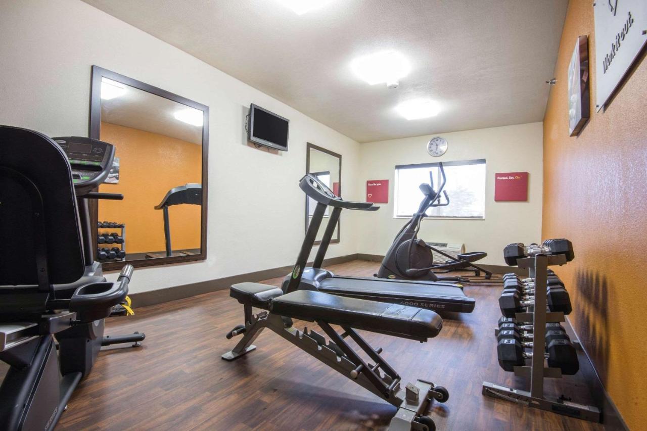  | Comfort Suites Rochester Henrietta University Area