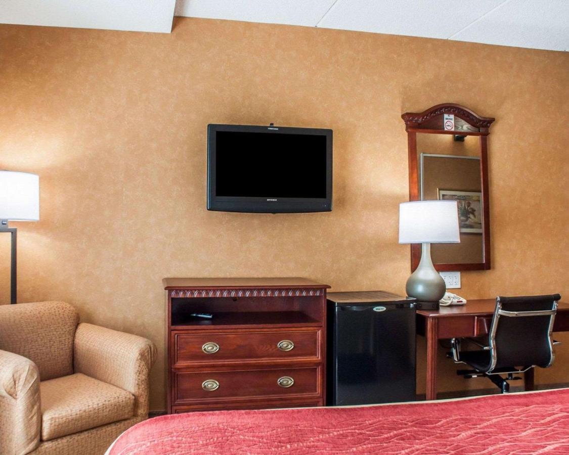 | Quality Inn Near Walden Galleria Mall