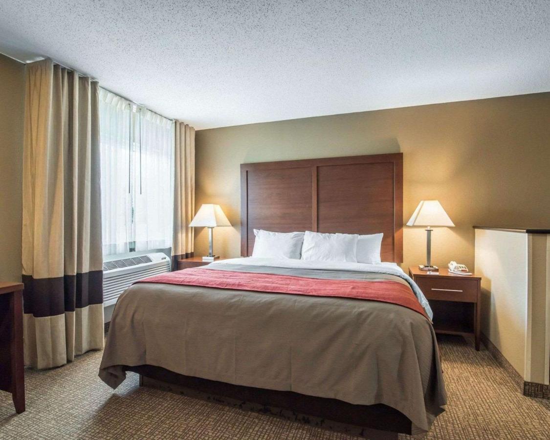 | Comfort Inn Saugerties