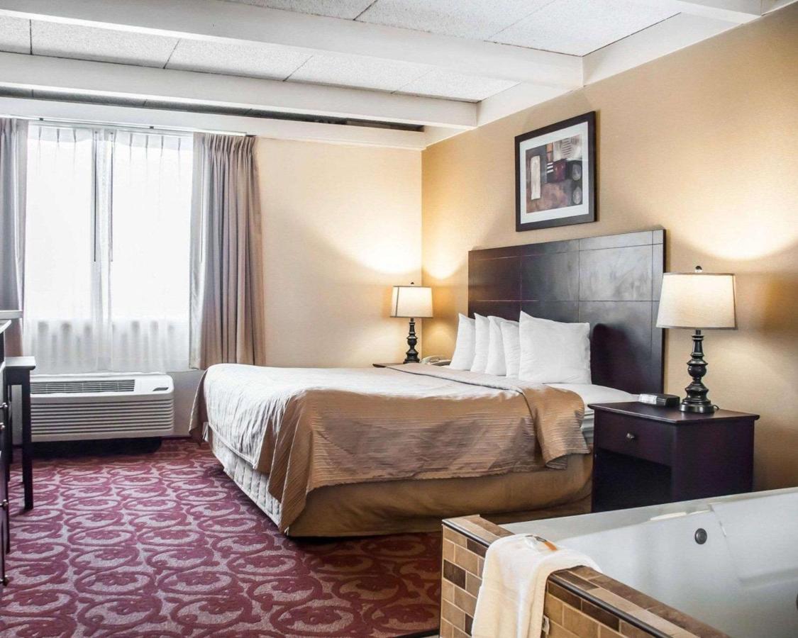  | Quality Inn Buffalo Airport