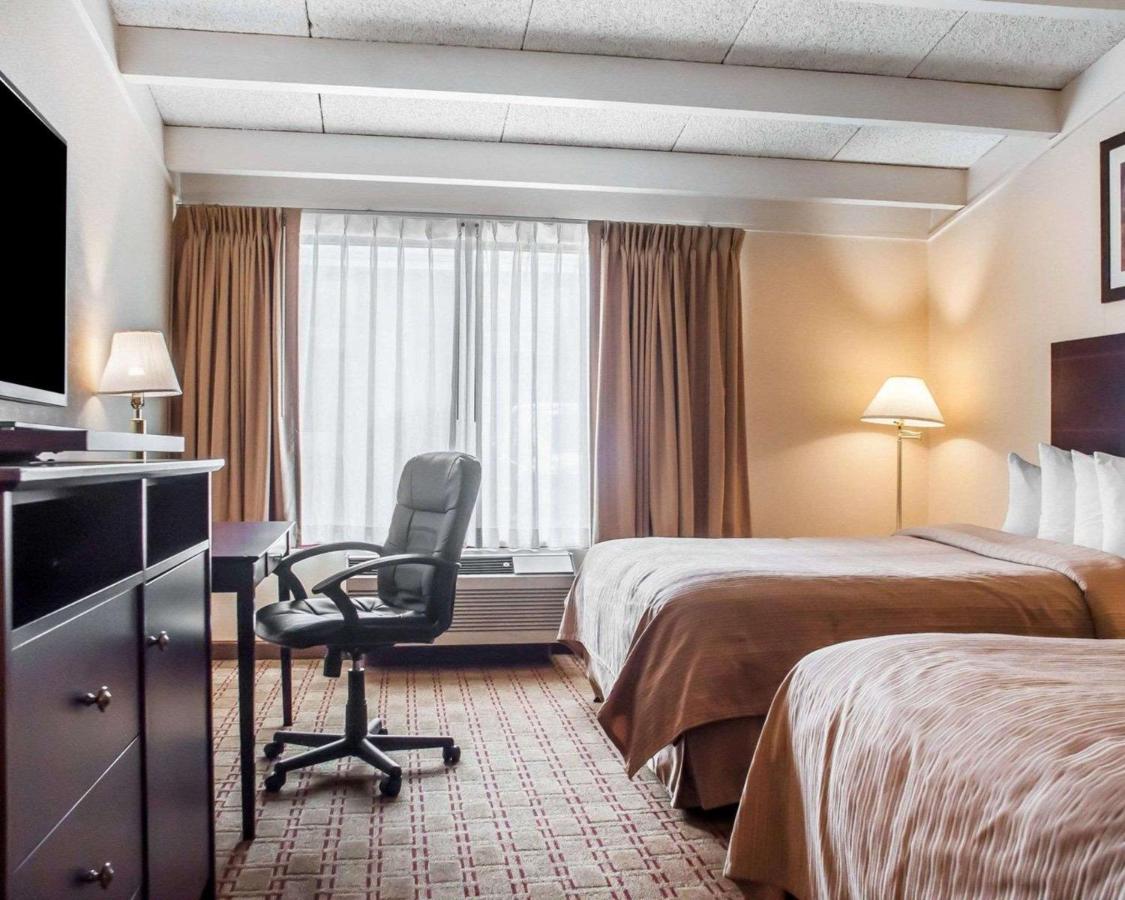  | Quality Inn Buffalo Airport
