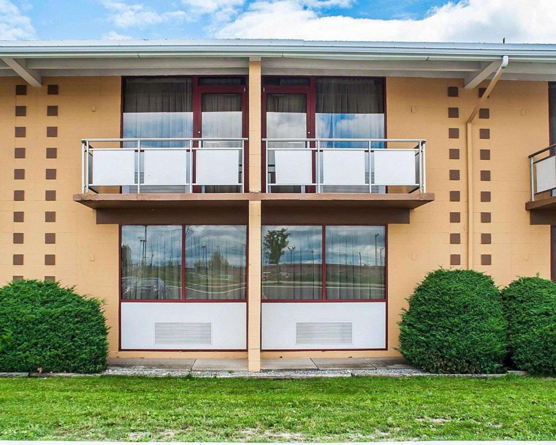  | Quality Inn Buffalo Airport