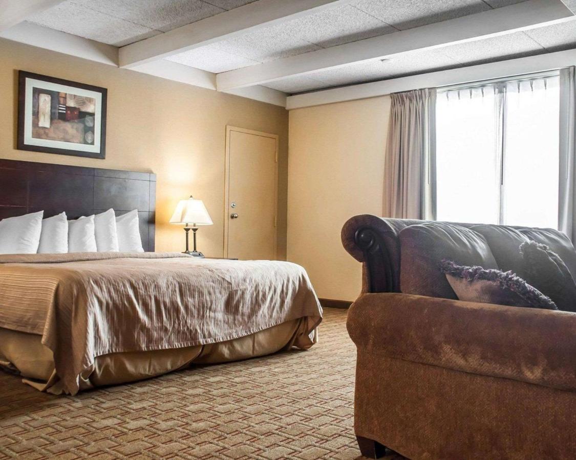  | Quality Inn Buffalo Airport