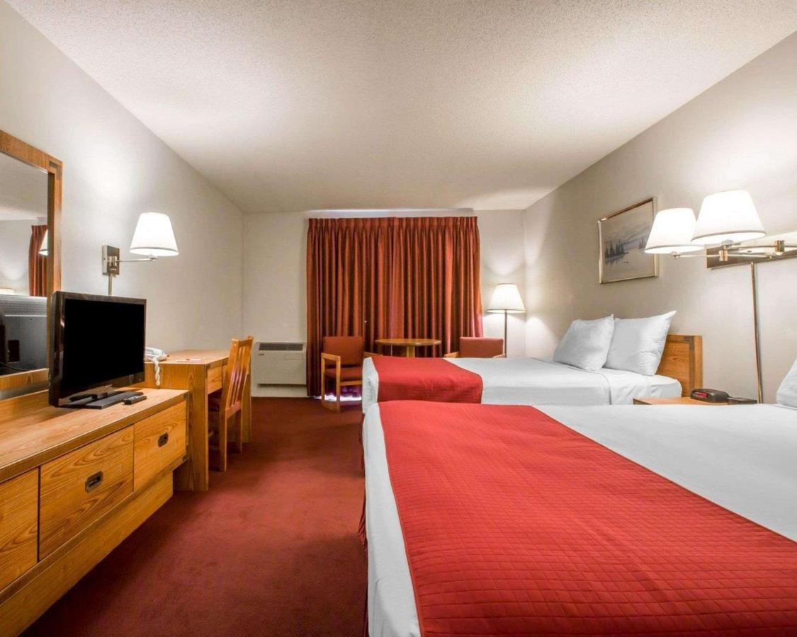 | Rodeway Inn Lake Placid