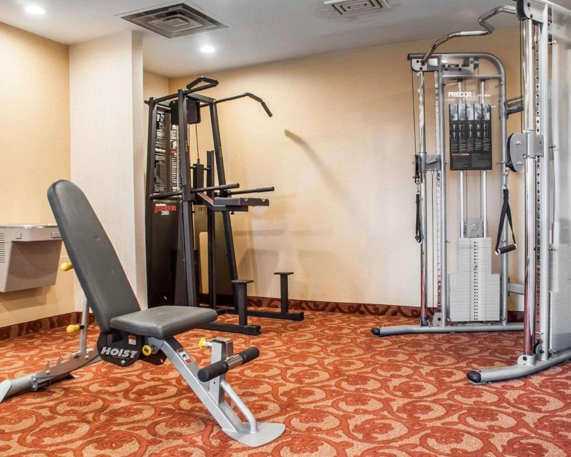  | Quality Inn Buffalo Airport