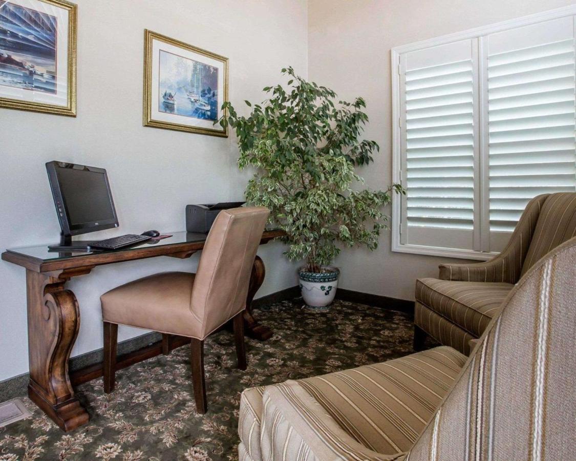 | Quality Inn Lake George