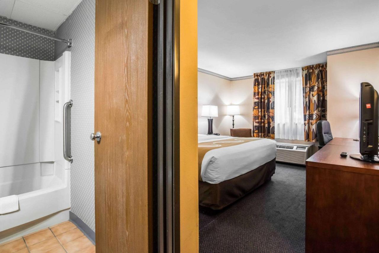 King Room - Accessible/Non-Smoking at Quality Inn Cortland - University Area