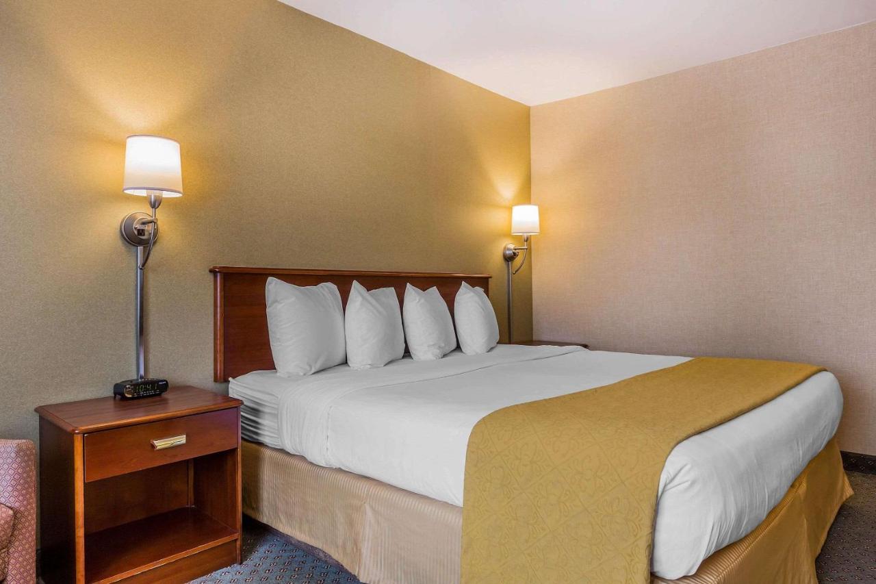  | Quality Inn Hyde Park Poughkeepsie North