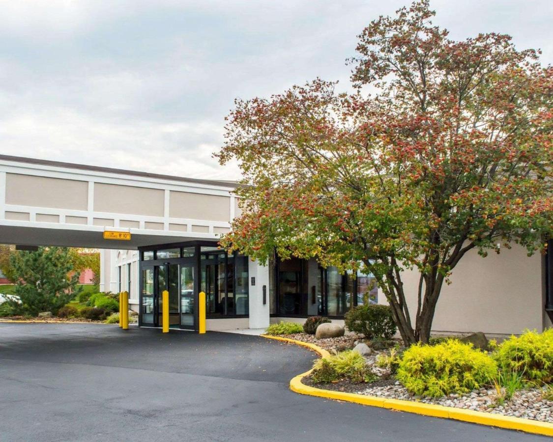 | Quality Inn Geneseo