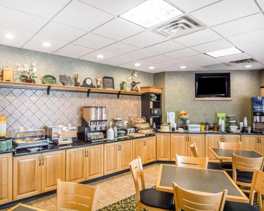 | Quality Inn Geneseo