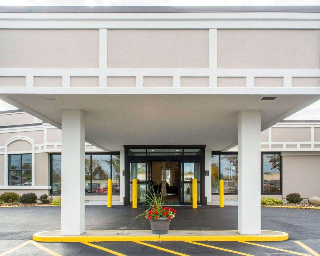 | Quality Inn Geneseo