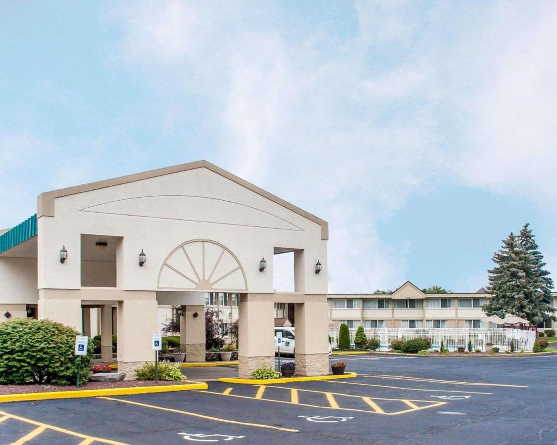 | Quality Inn & Suites Vestal Binghamton near University