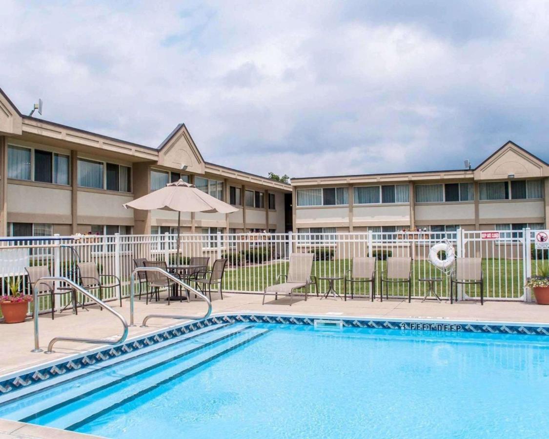 | Quality Inn & Suites Vestal Binghamton near University