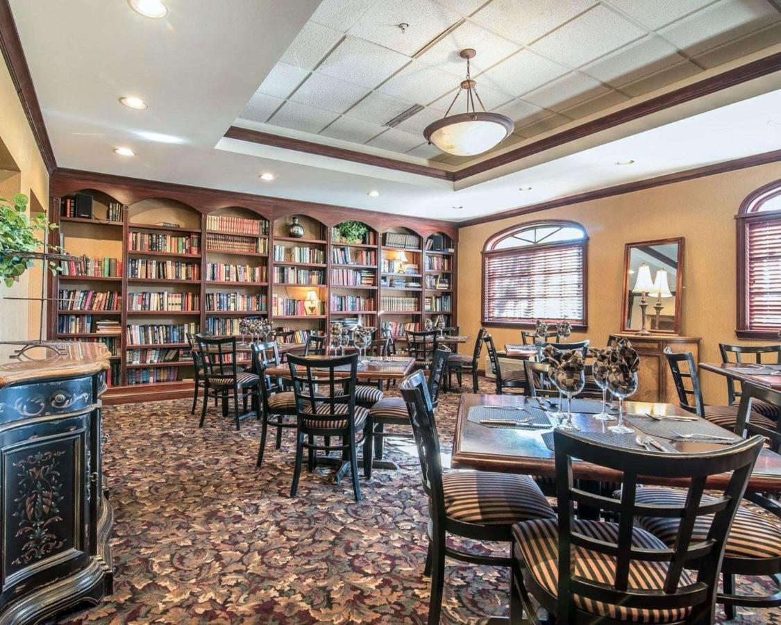  | The Marx Hotel - Downtown - University Area