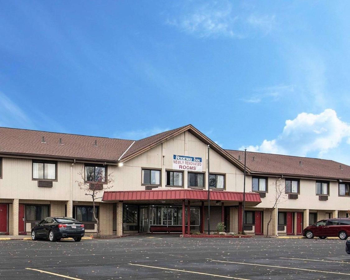 | Rodeway Inn Syracuse
