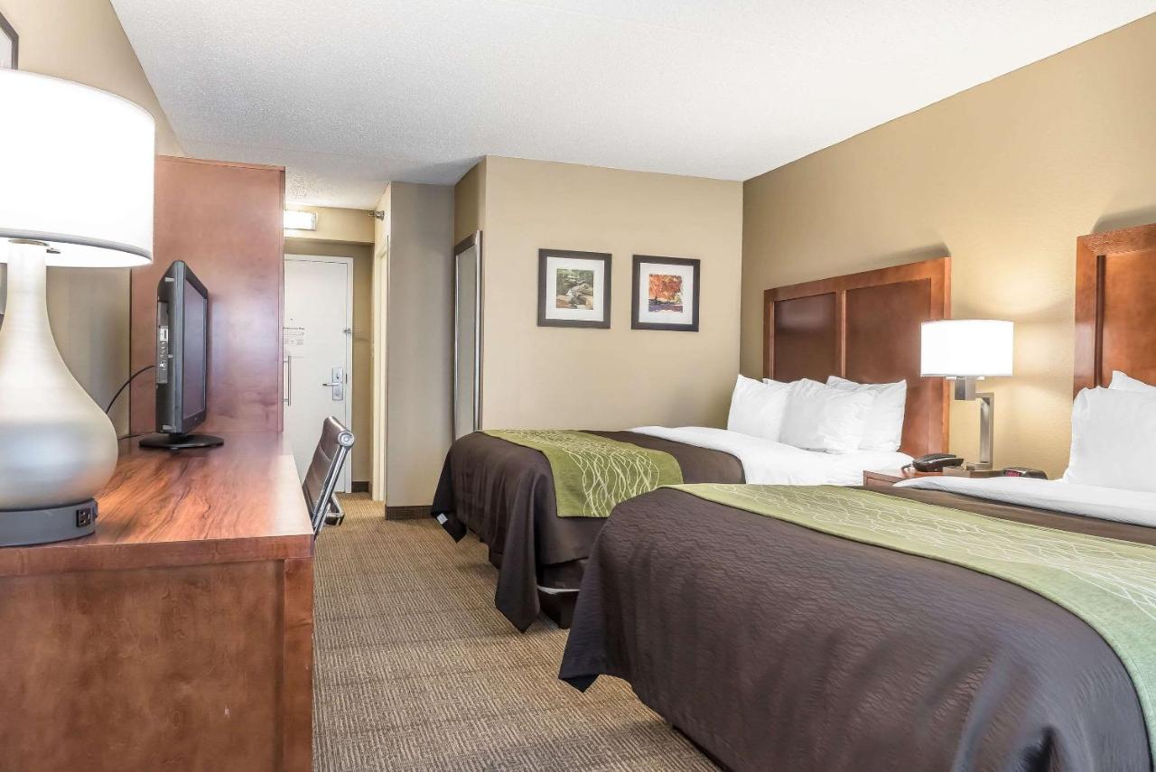 Queen Room with Two Queen Beds - Non-Smoking at Comfort Inn & Suites Piqua-Near Troy-I75