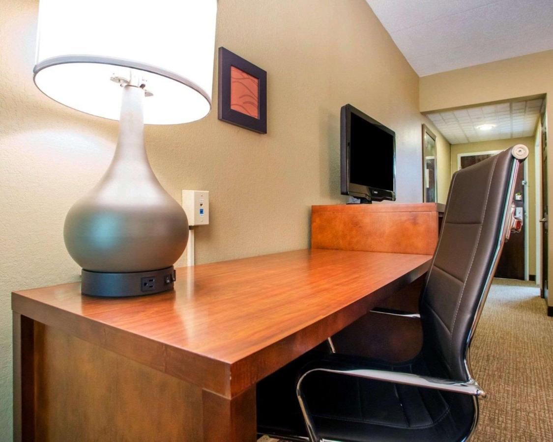 | Comfort Inn Dayton - Huber Heights