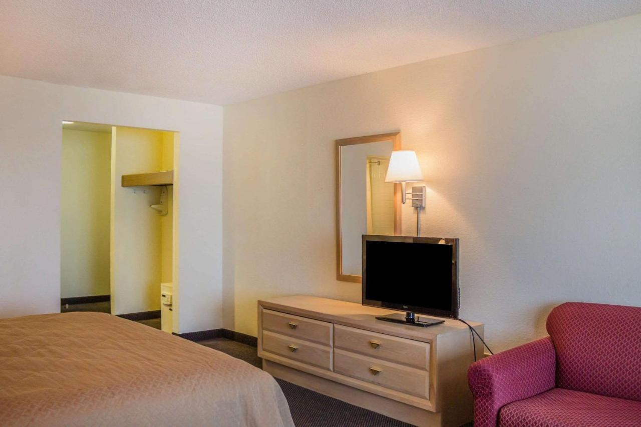  | Quality Inn Port Clinton