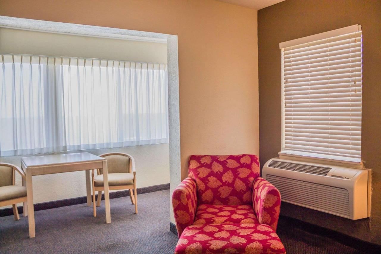  | Quality Inn Port Clinton