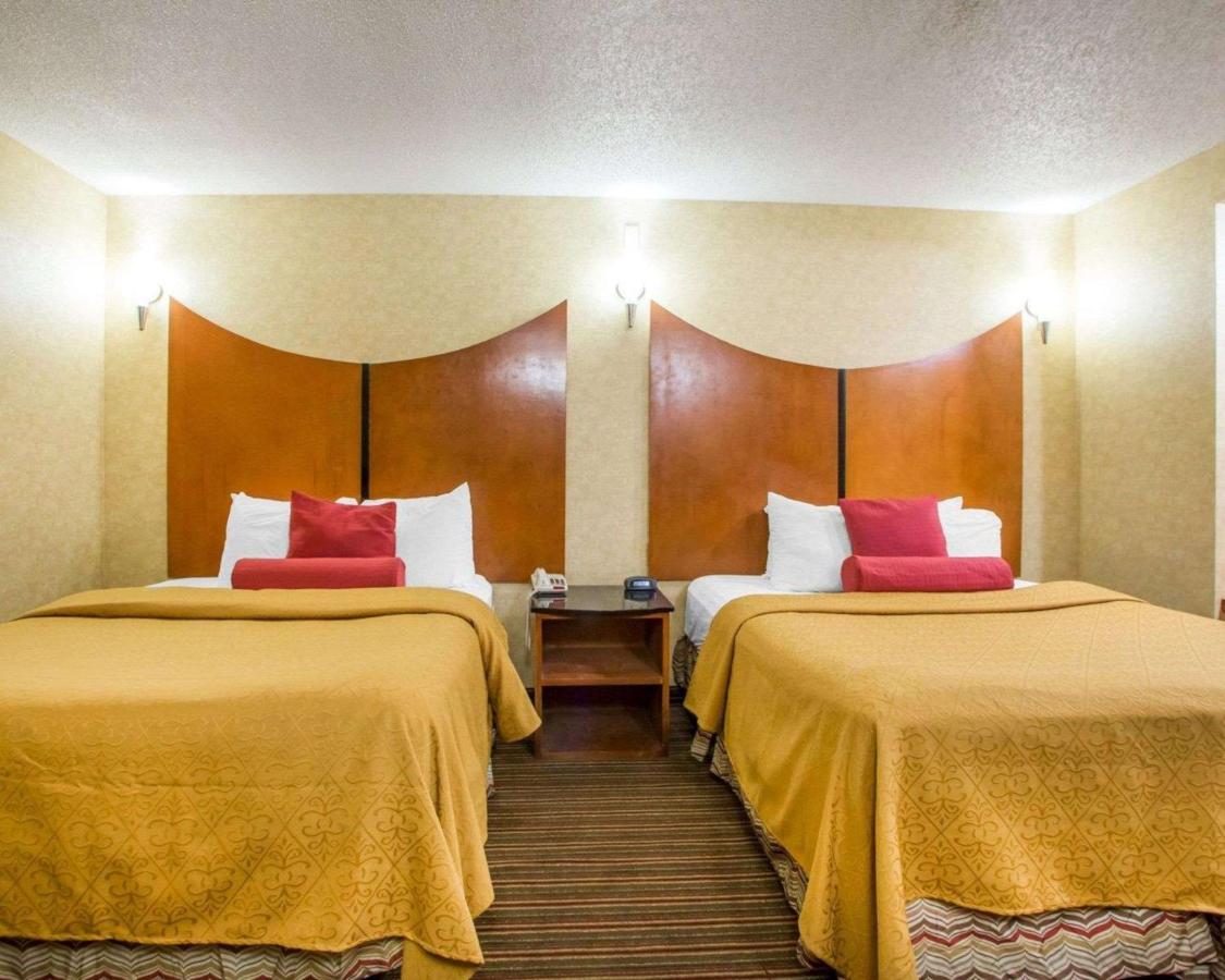 | Quality Inn and Suites North/Polaris