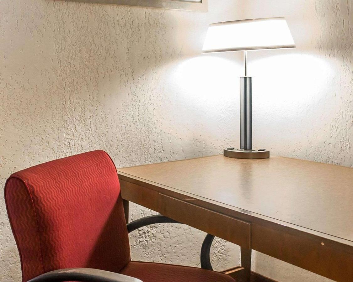 Standard Double Room at Economy Inn & Suites