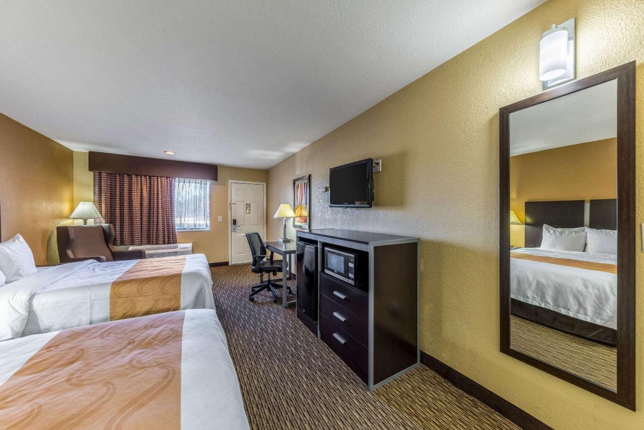 Queen Room with Two Queen Beds - Non-Smoking at Quality Inn Glenpool - Tulsa