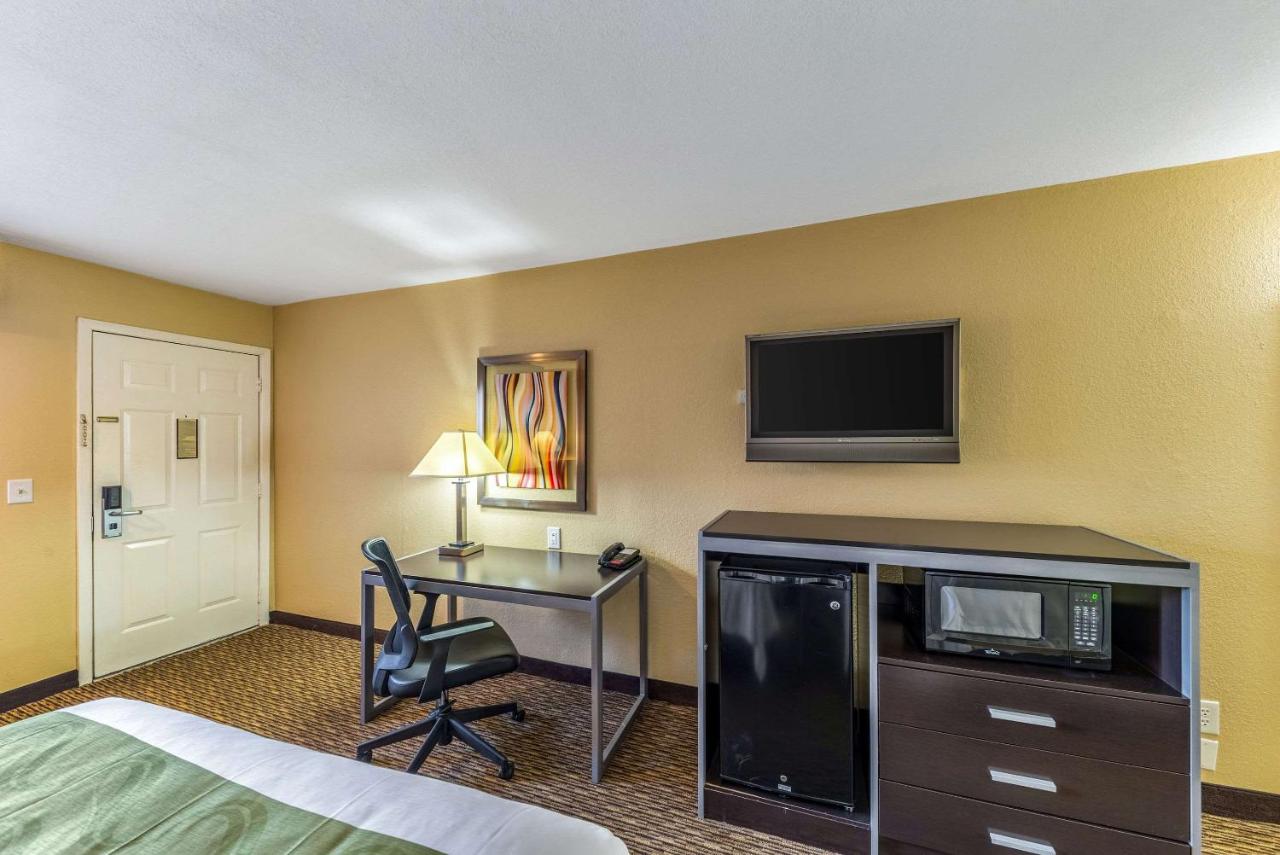 Double Room with Two Double Beds - Non-Smoking at Quality Inn Glenpool - Tulsa