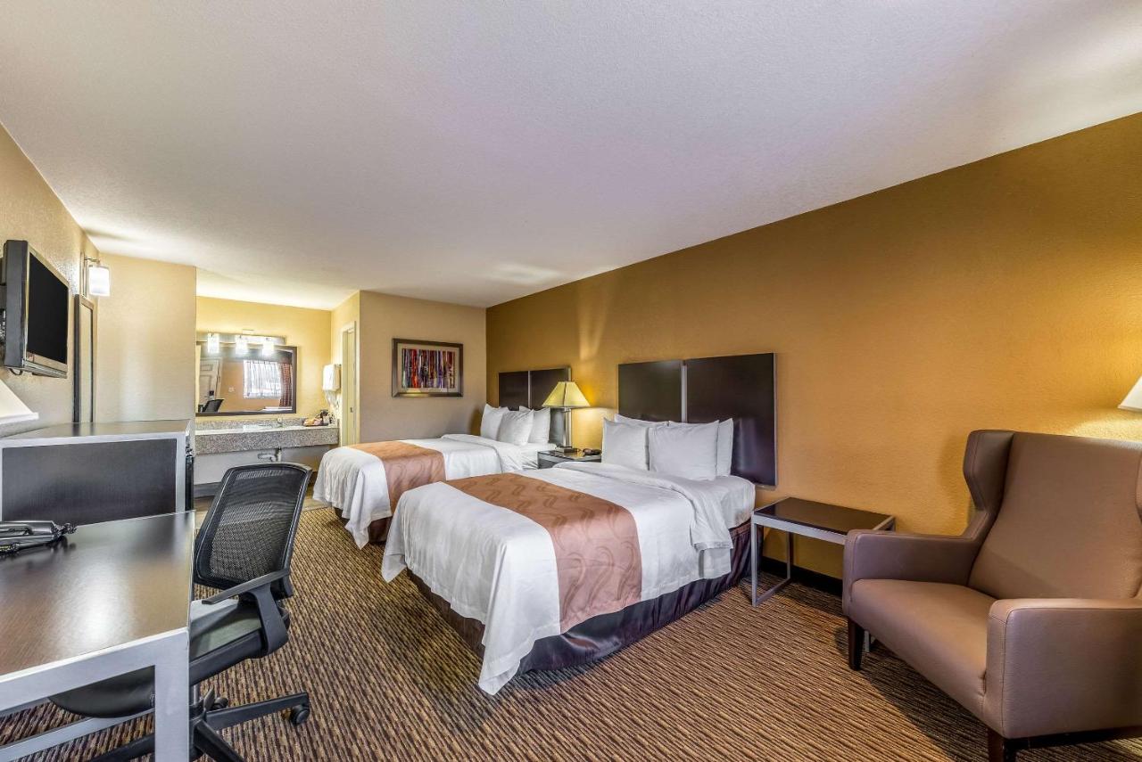 Queen Room with Two Queen Beds - Non-Smoking at Quality Inn Glenpool - Tulsa