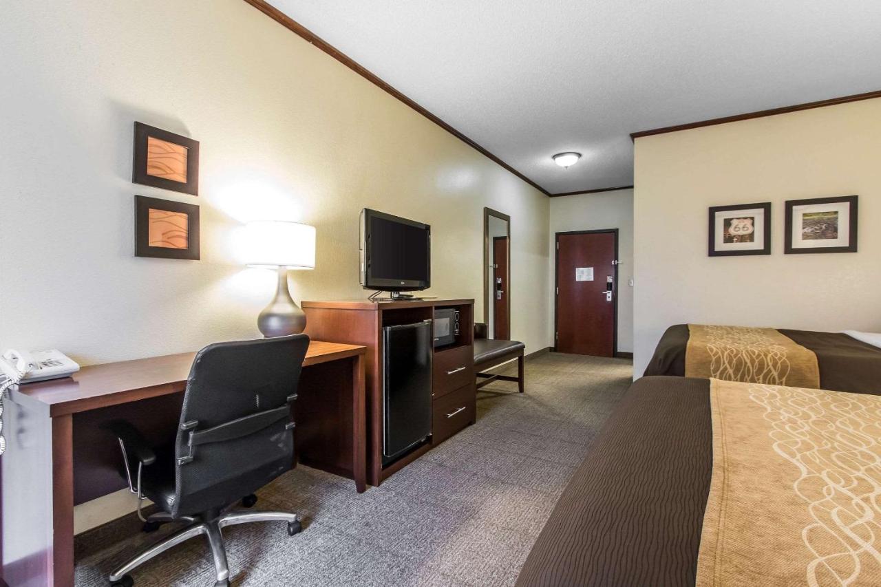 Queen Room with Two Queen Beds - Non-Smoking at Comfort Inn & Suites Ardmore