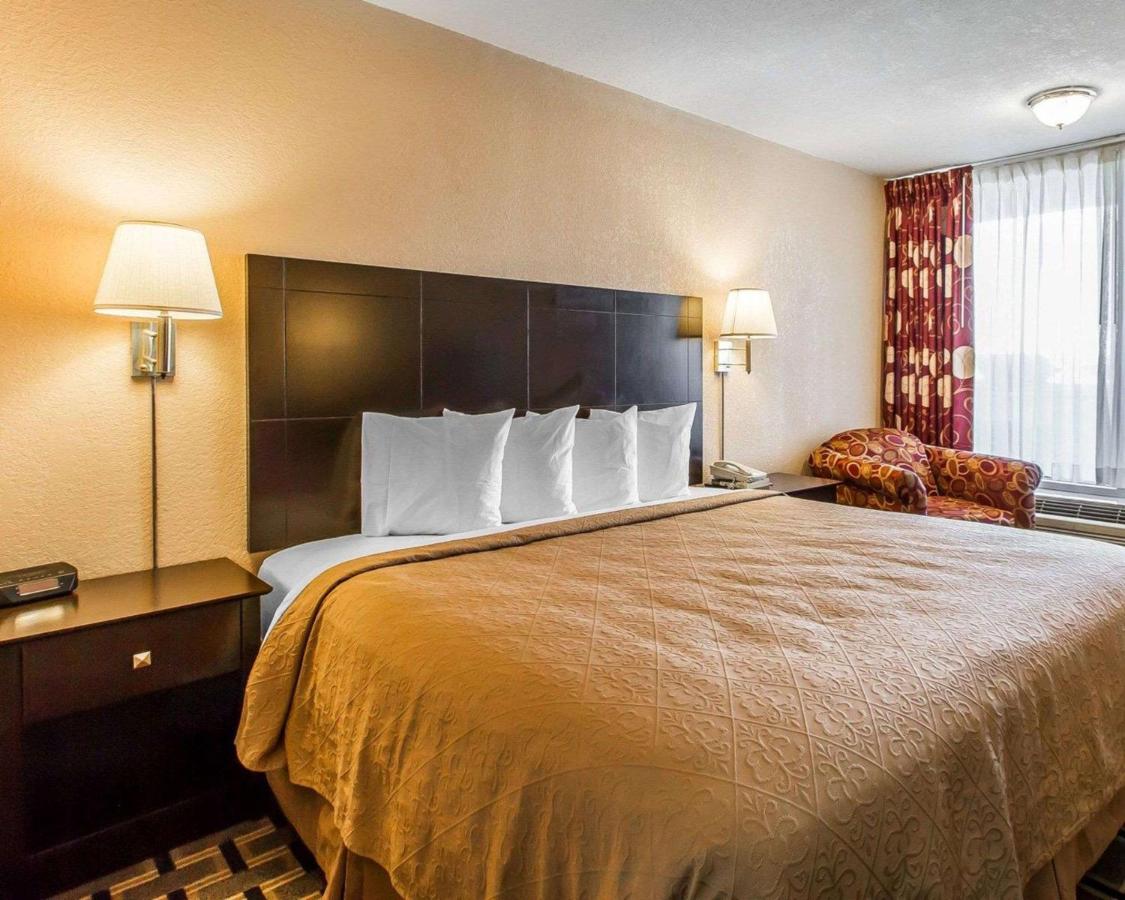 King Room - Non-Smoking at Quality Inn Ada near University