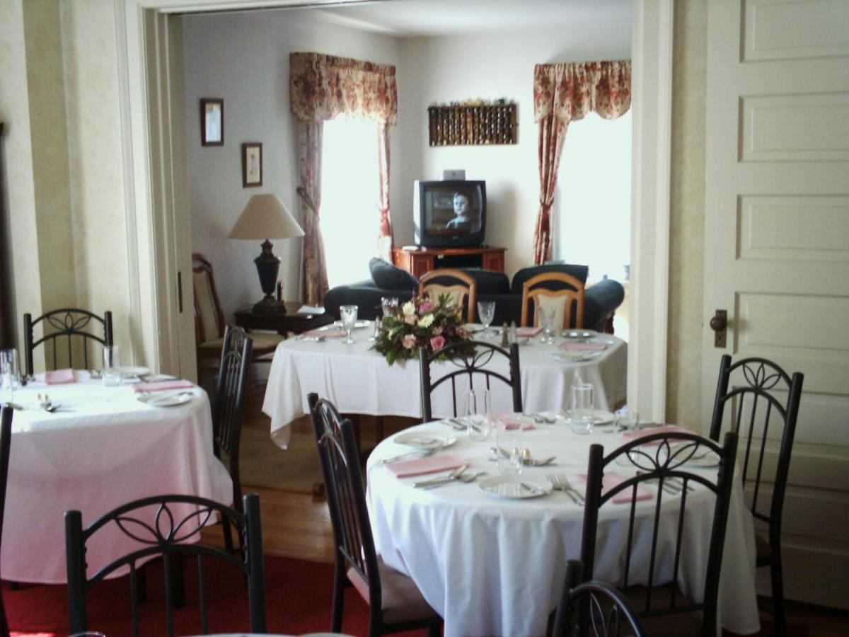 | Four Creeks Bed&Breakfast