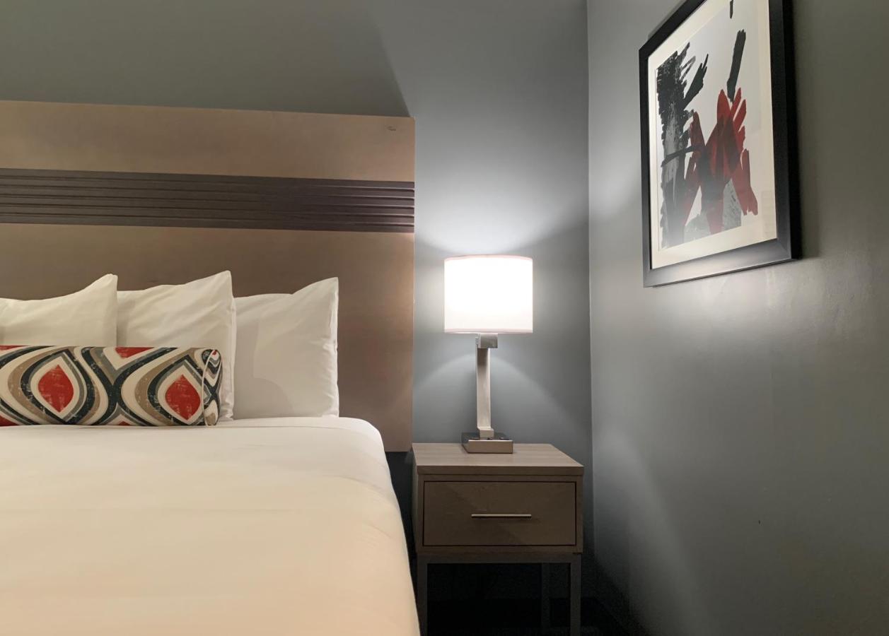 | Pacific Motor Inn