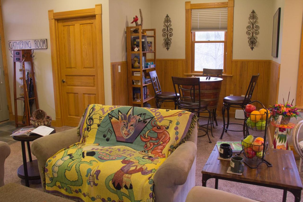 | Pinehurst Inn Bed & Breakfast