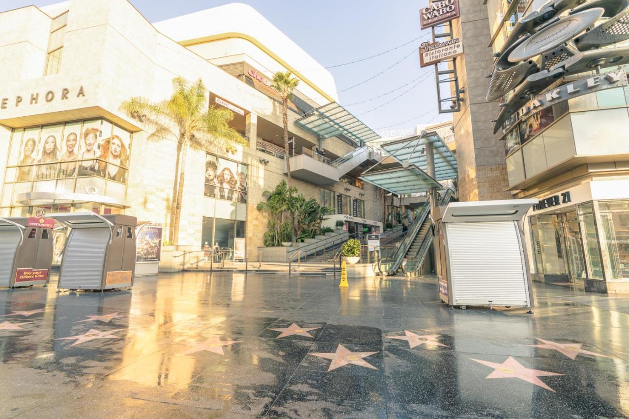 | Cozy Hollywood Get Away